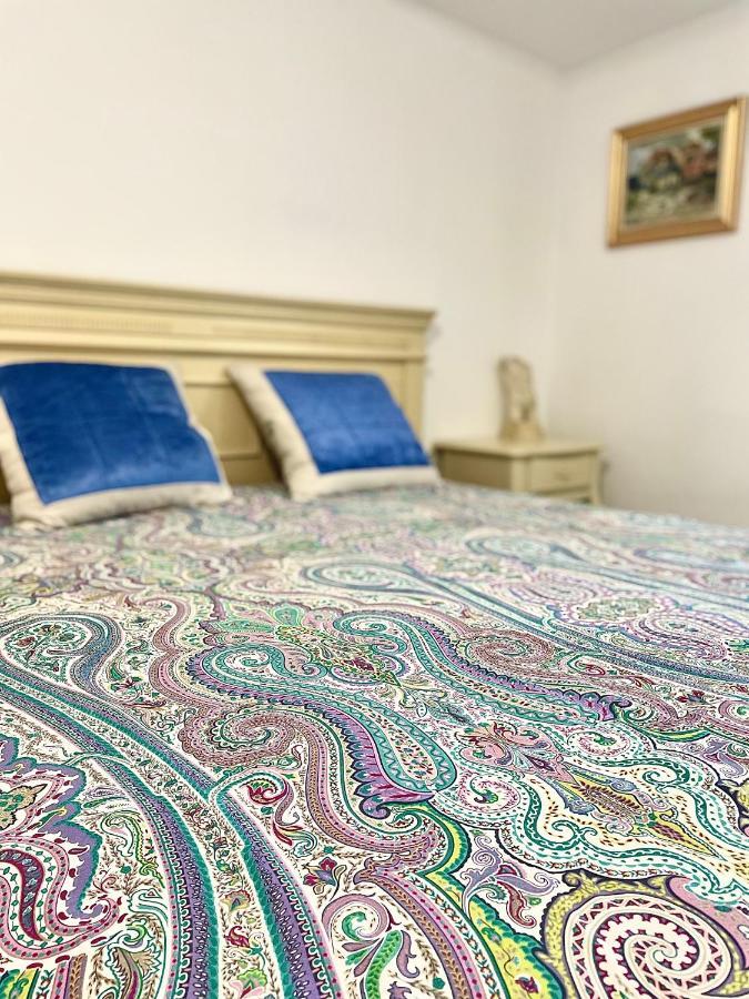 Vila Casa In Inima Capitalei Bukurešť Exteriér fotografie